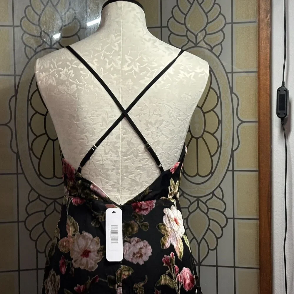 Olia Adjustable Strap Velvet Floral Burnout Whimsigoth Fairy Maxi Dress Size M - Picture 6 of 16